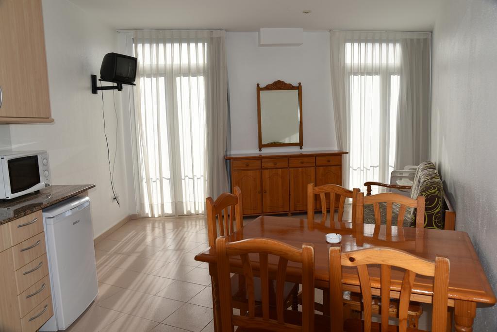 Apartamentos Ar Dosjoimi Lloret de Mar Eksteriør billede